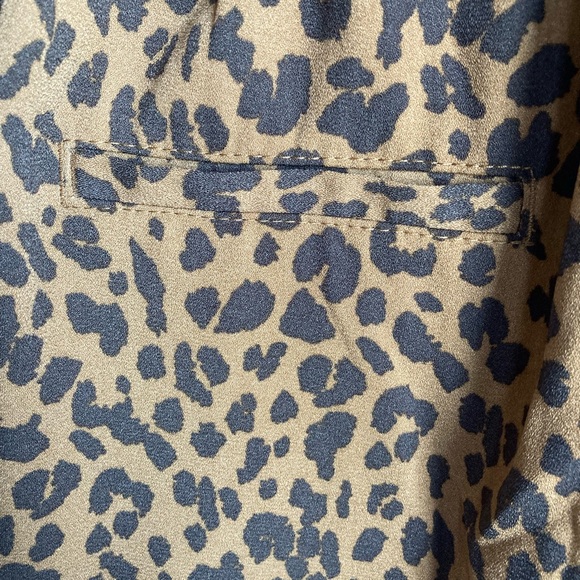 A New Day animal print dressy shorts. Size XS. - Picture 6 of 7